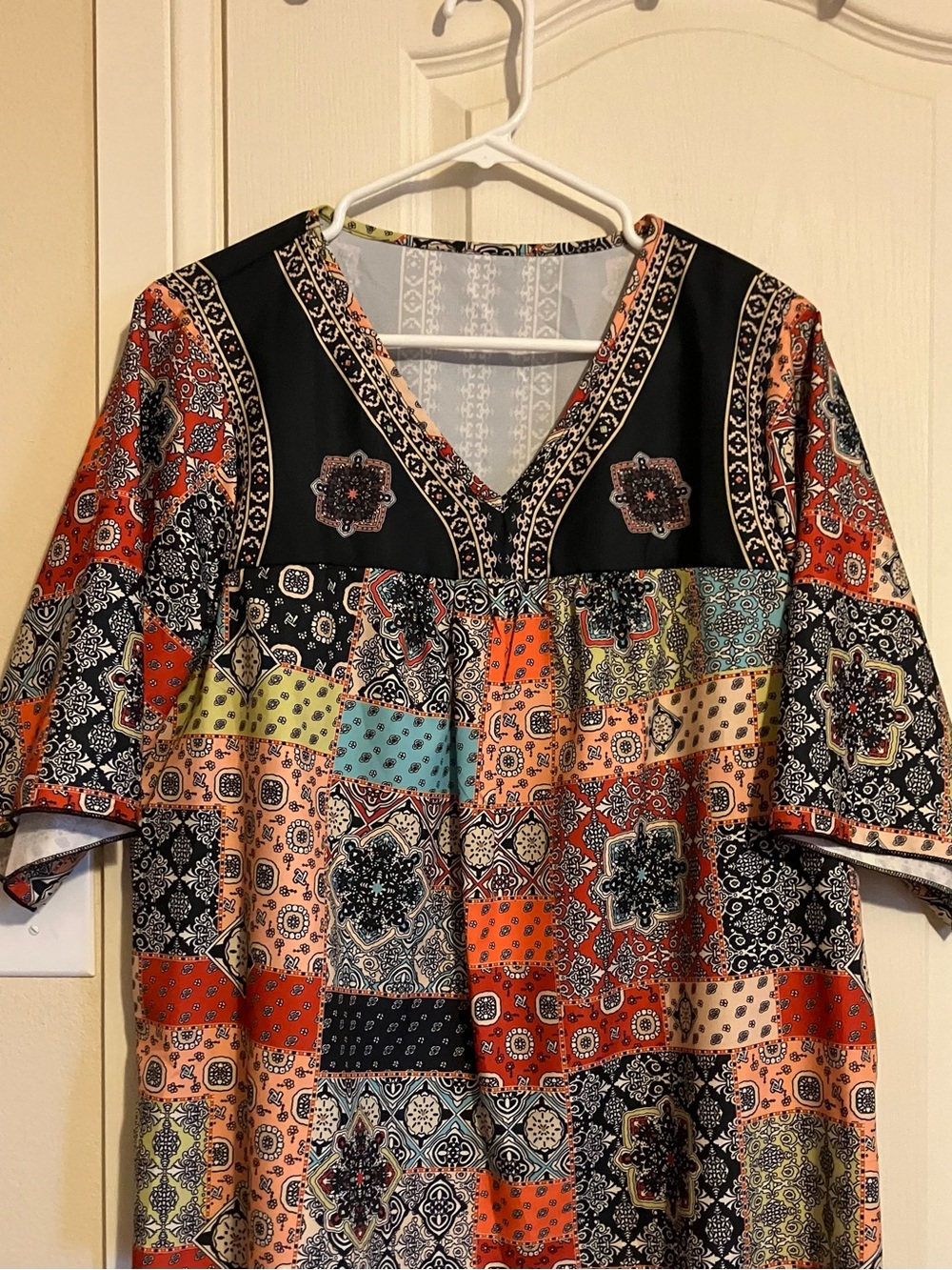 SHEIN Multicolor Patchwork V-Neck Tunic Top